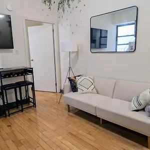 Heart Of Downtown Manhattan - Stylish One Bedroom In Vibrant Union Square New York