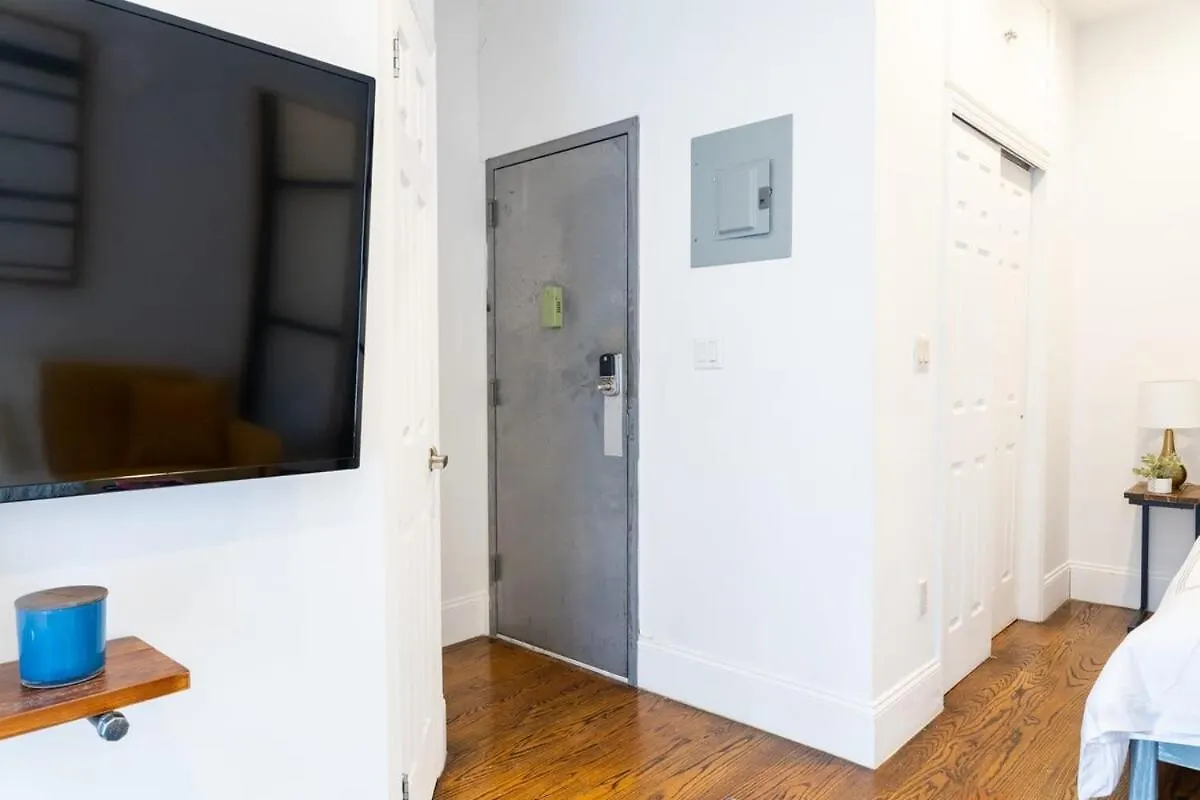 Apartment 69-5C Festive Comfort Brand New 1Br Lower East Side Christmas Ready New York