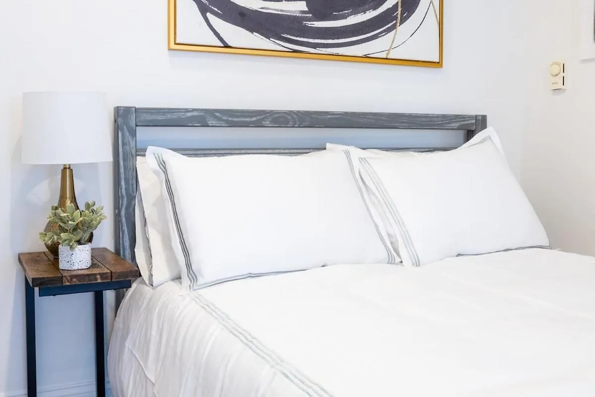 Apartment 69-5C Festive Comfort Brand New 1Br Lower East Side Christmas Ready New York