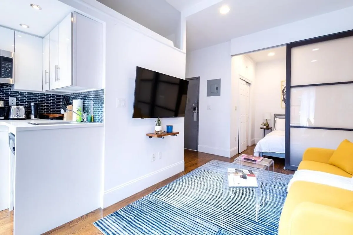 69-5C Festive Comfort Brand New 1Br Lower East Side Christmas Ready New York