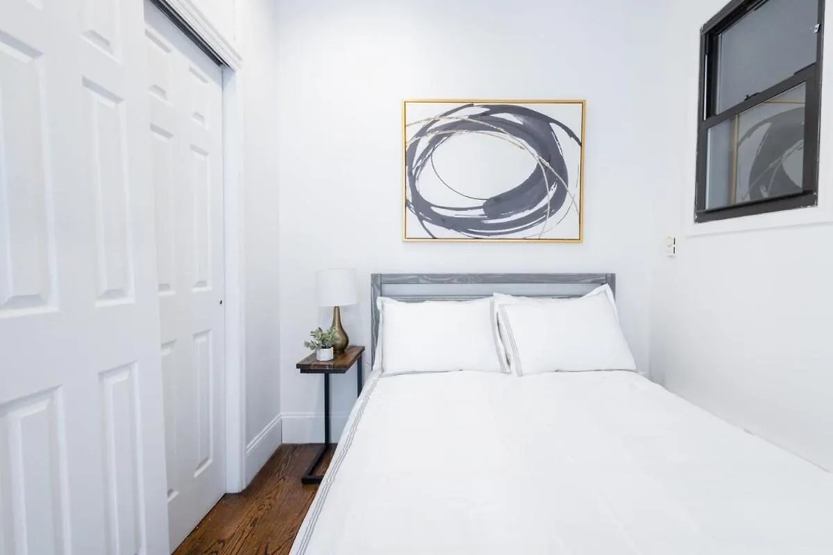 69-5C Festive Comfort Brand New 1Br Lower East Side Christmas Ready 뉴욕
